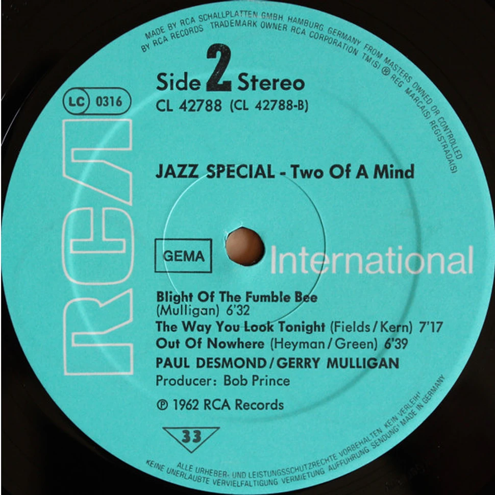 Paul Desmond / Gerry Mulligan - Two Of A Mind