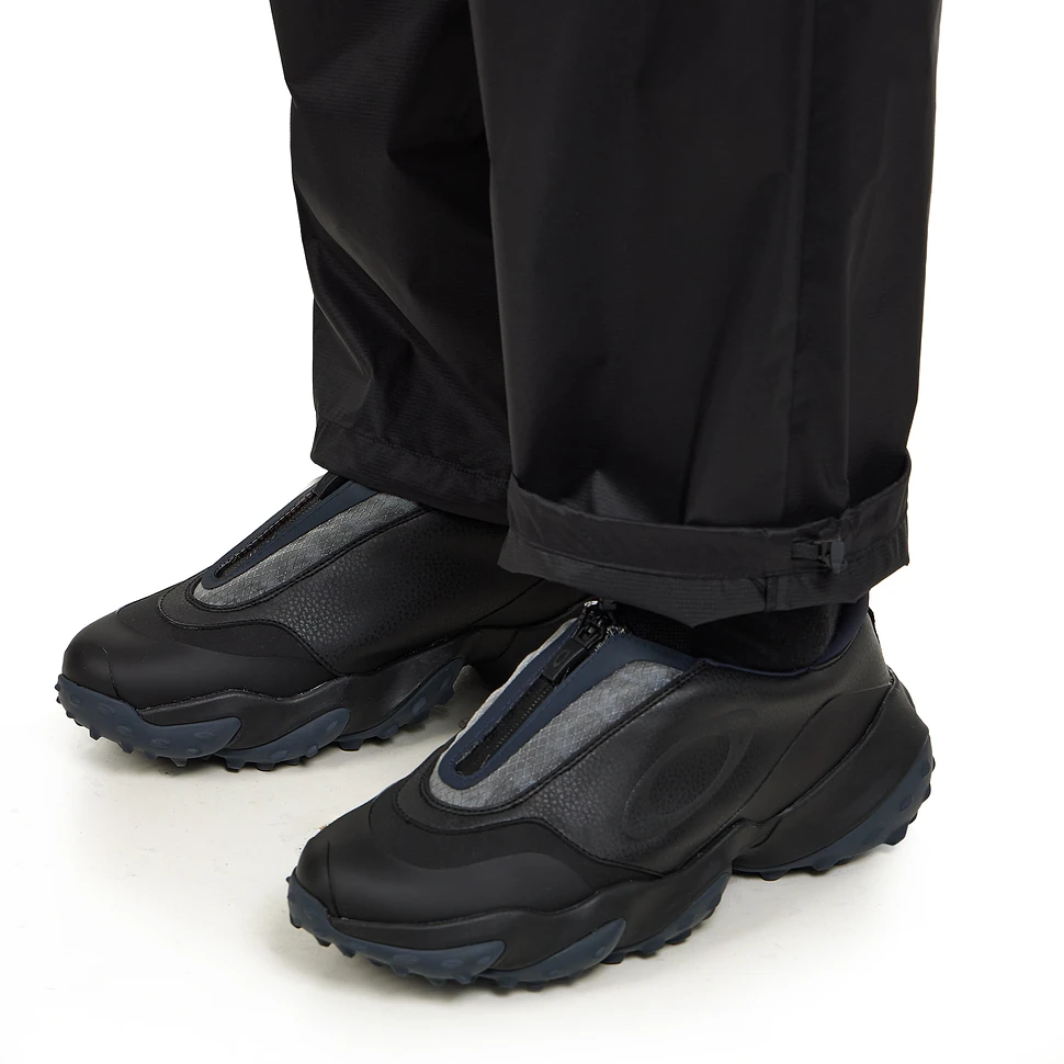 Goldwin - Pertex Equilibrium Wind Pants (Black) | HHV