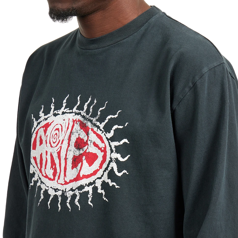 Aries - Faded Grunge LS Tee