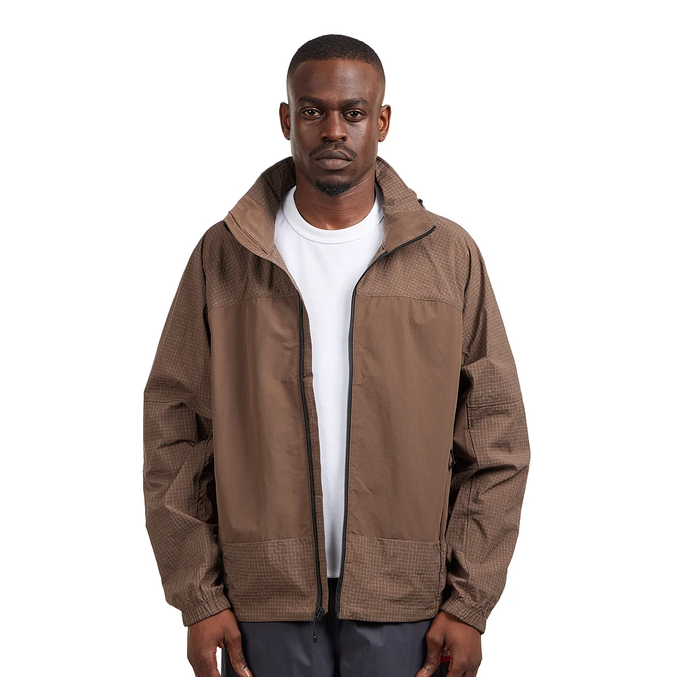 The North Face - HKE Utility Wind Jacket (Smokey Brown) | HHV