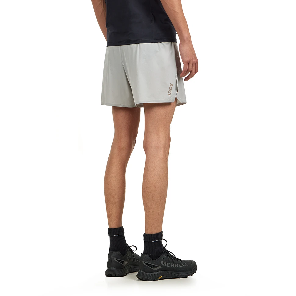 Men's Running Shorts Run 500 Dry - silver grey SOAR Men's 17cm