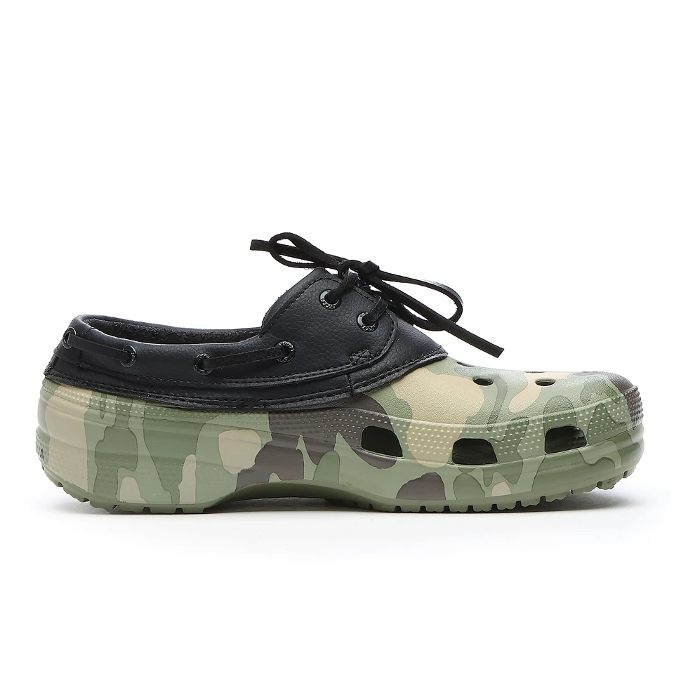 Crocs - Classic Duck Camo Boat Shoe (Black / Cargo) | HHV