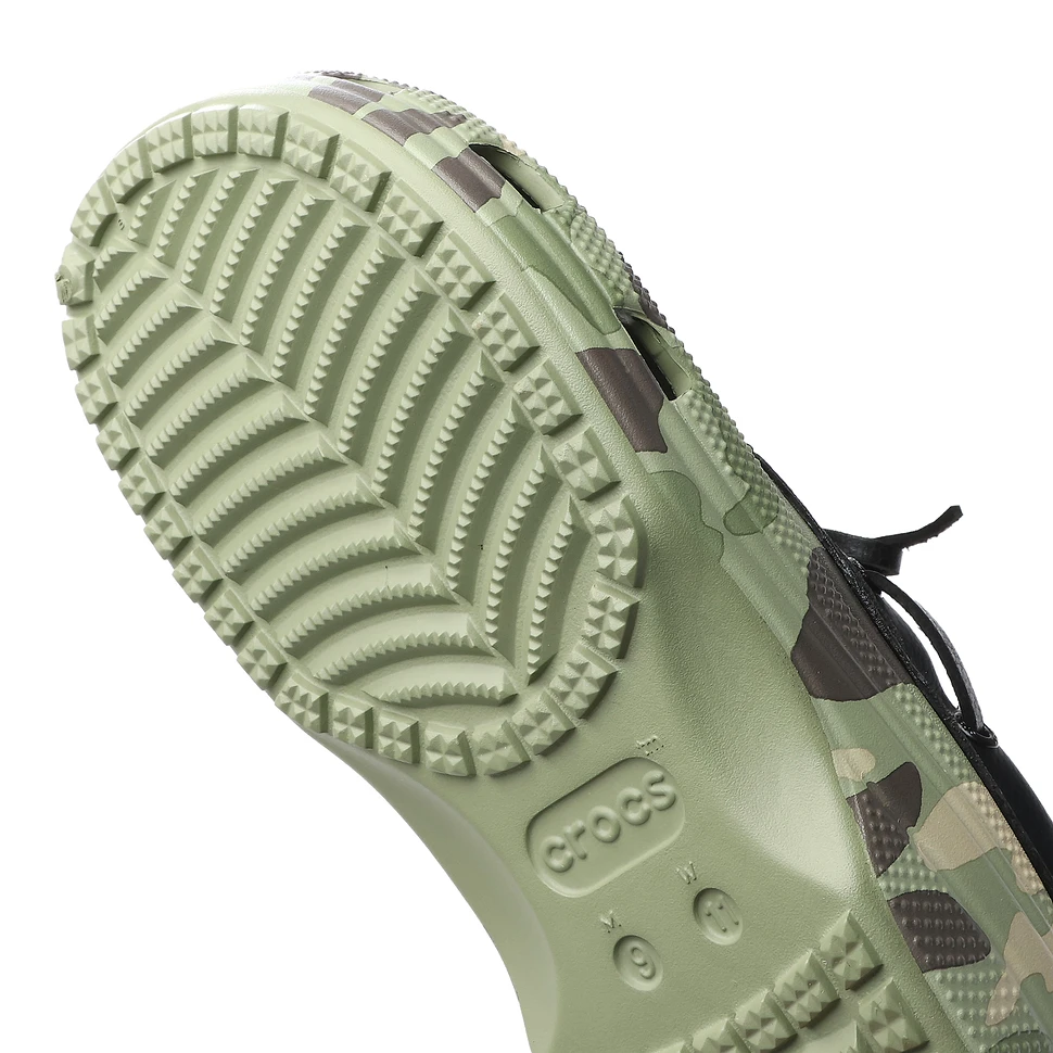 Crocs - Classic Duck Camo Boat Shoe (Black / Cargo) | HHV