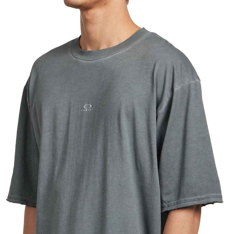 Oakley - Latitude Veil Tee