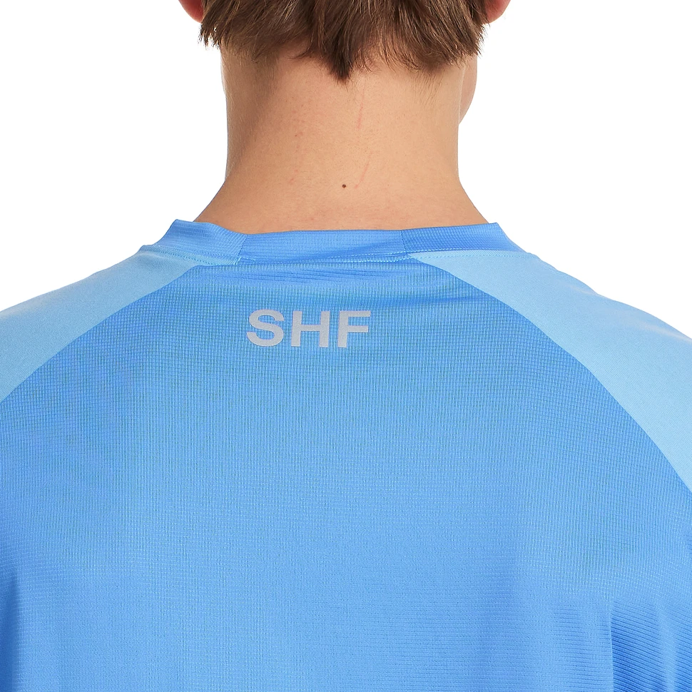 On x Sky High Farm - Trek-T SHF