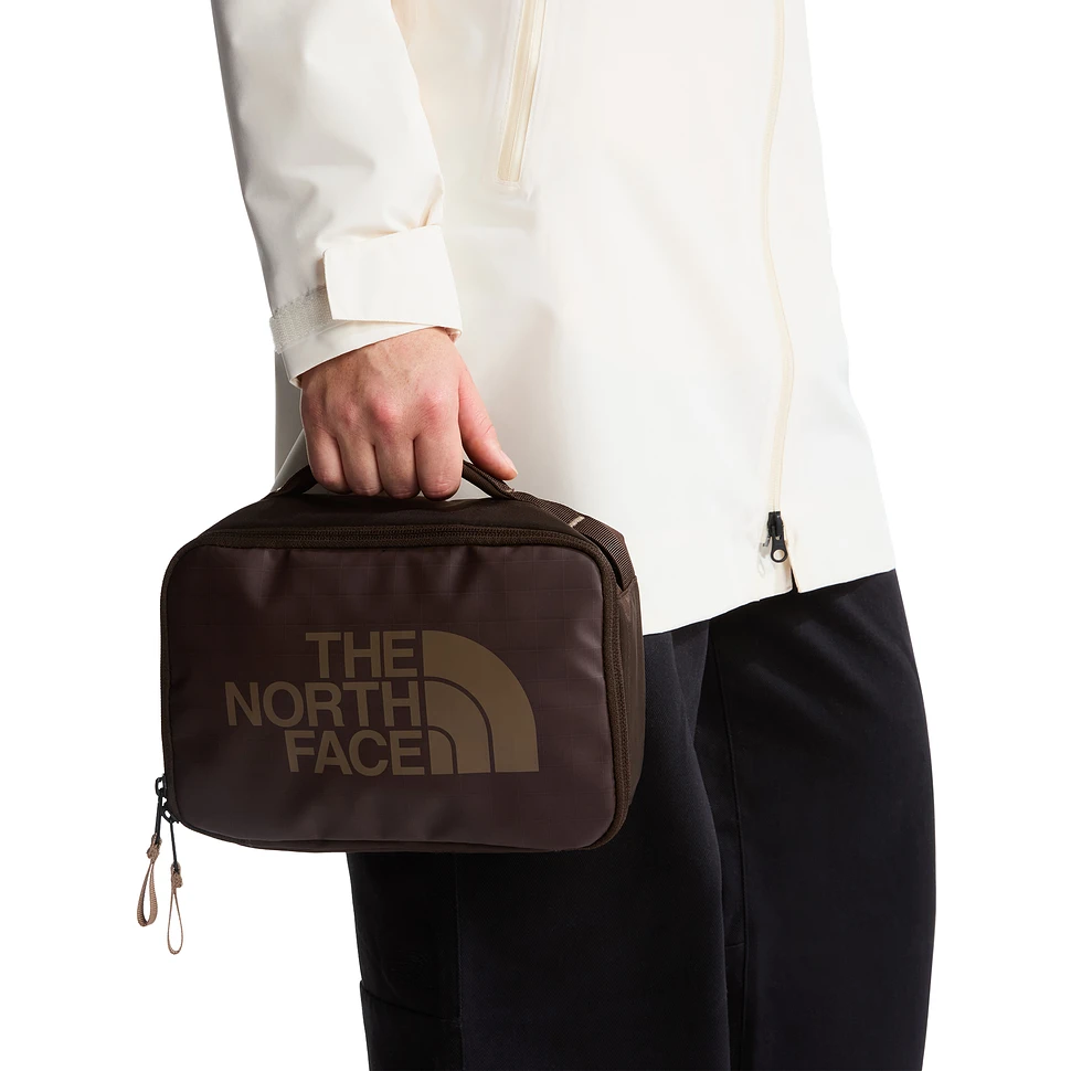 The North Face - Base Camp Voyager Toiletry Kit