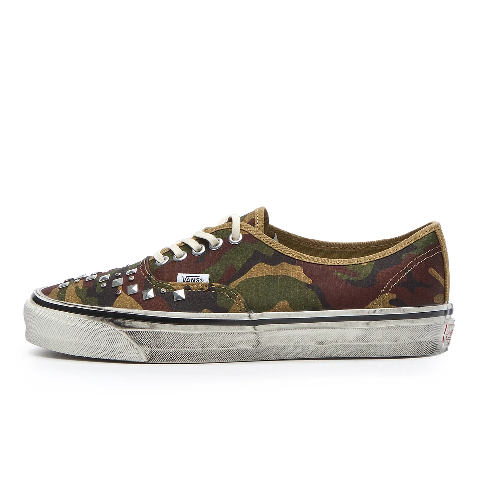 LX Authentic 44 Combat